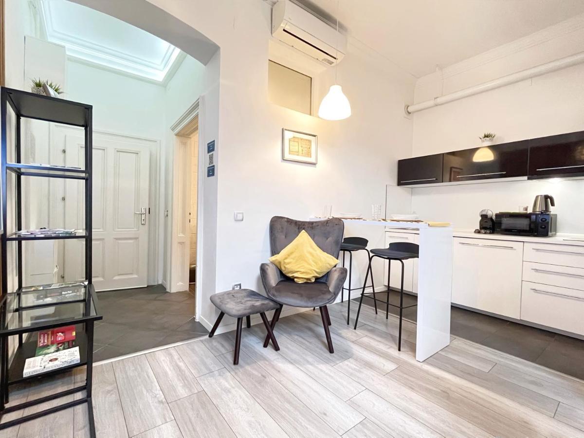 Agape Apartments Загреб Екстериор снимка